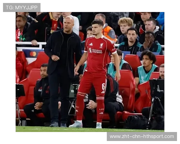 利物浦后腰回撤拿球，破解逼抢更有章法，利物浦后卫线